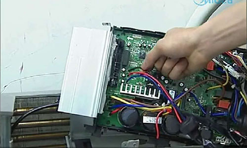 顺河美的空调电话是多少